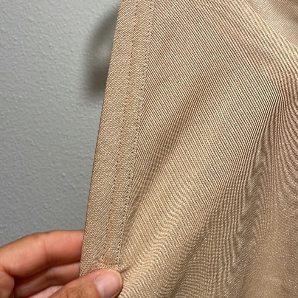 Nwt Skims woman’s sculpt nude shorts - Picture 14 of 14